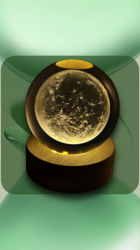 گوی کریستالی کهکشانی ماه